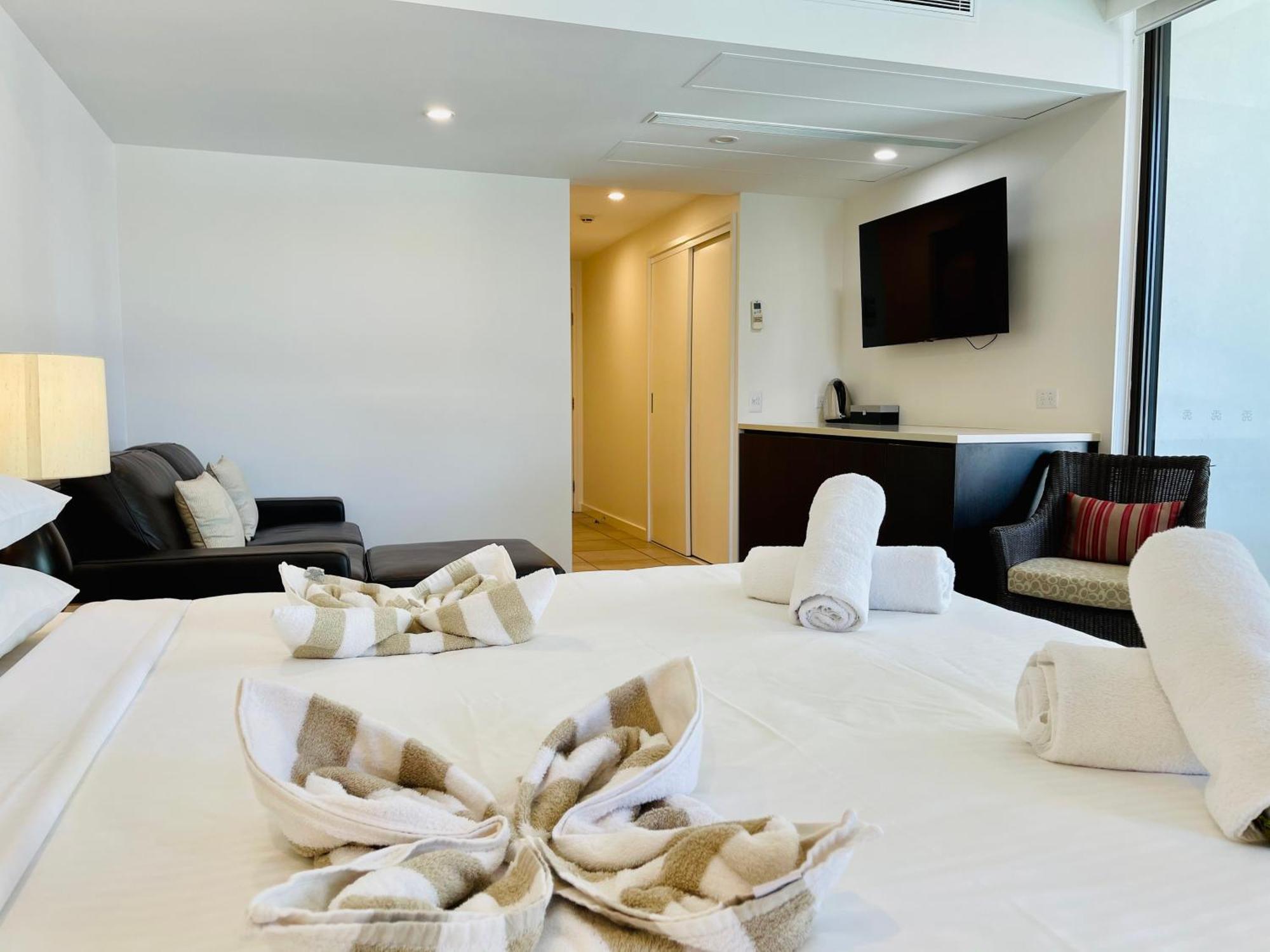 Luxury Apartments At Temple Resort And Spa Port Douglas Rom bilde