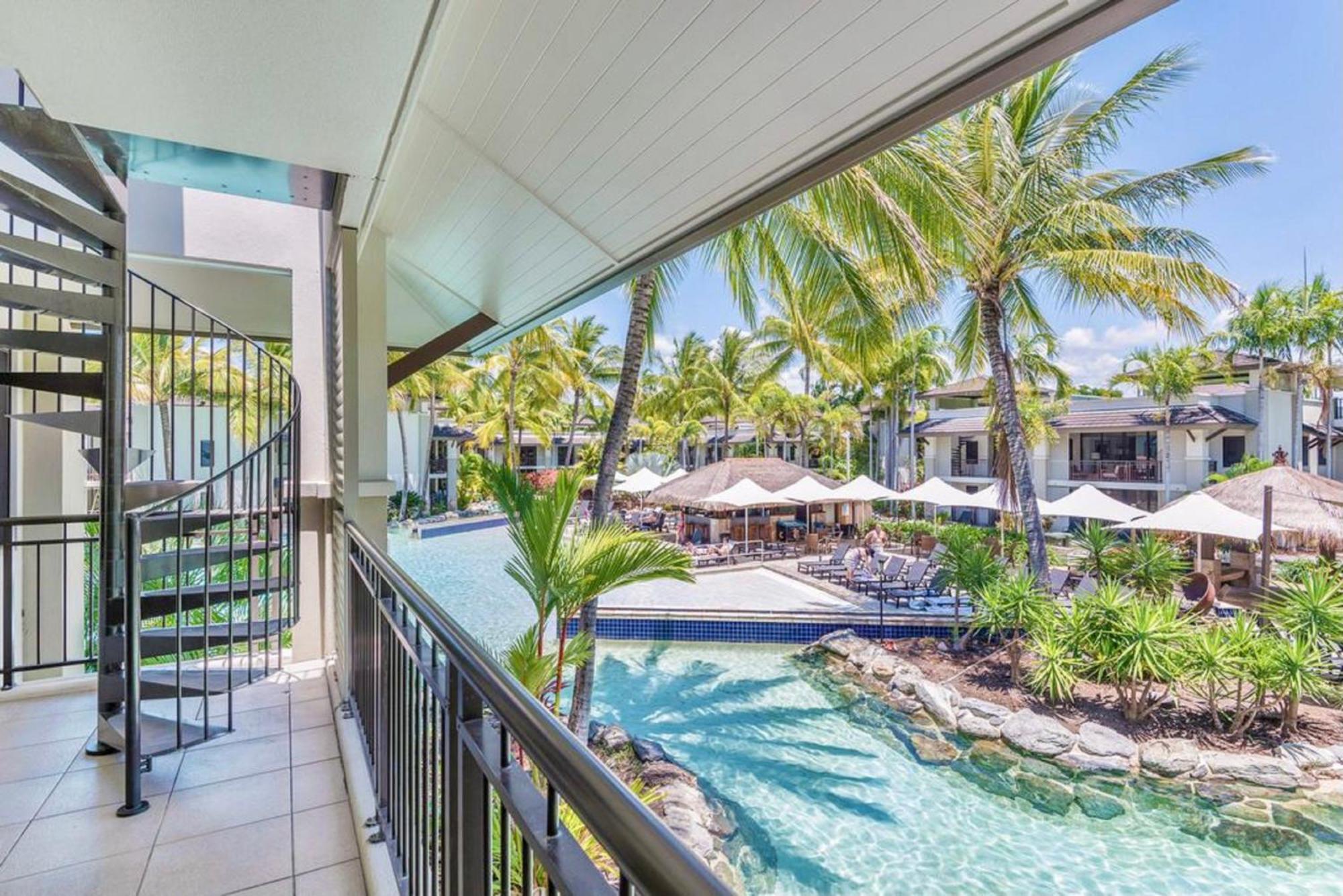 Luxury Apartments At Temple Resort And Spa Port Douglas Rom bilde
