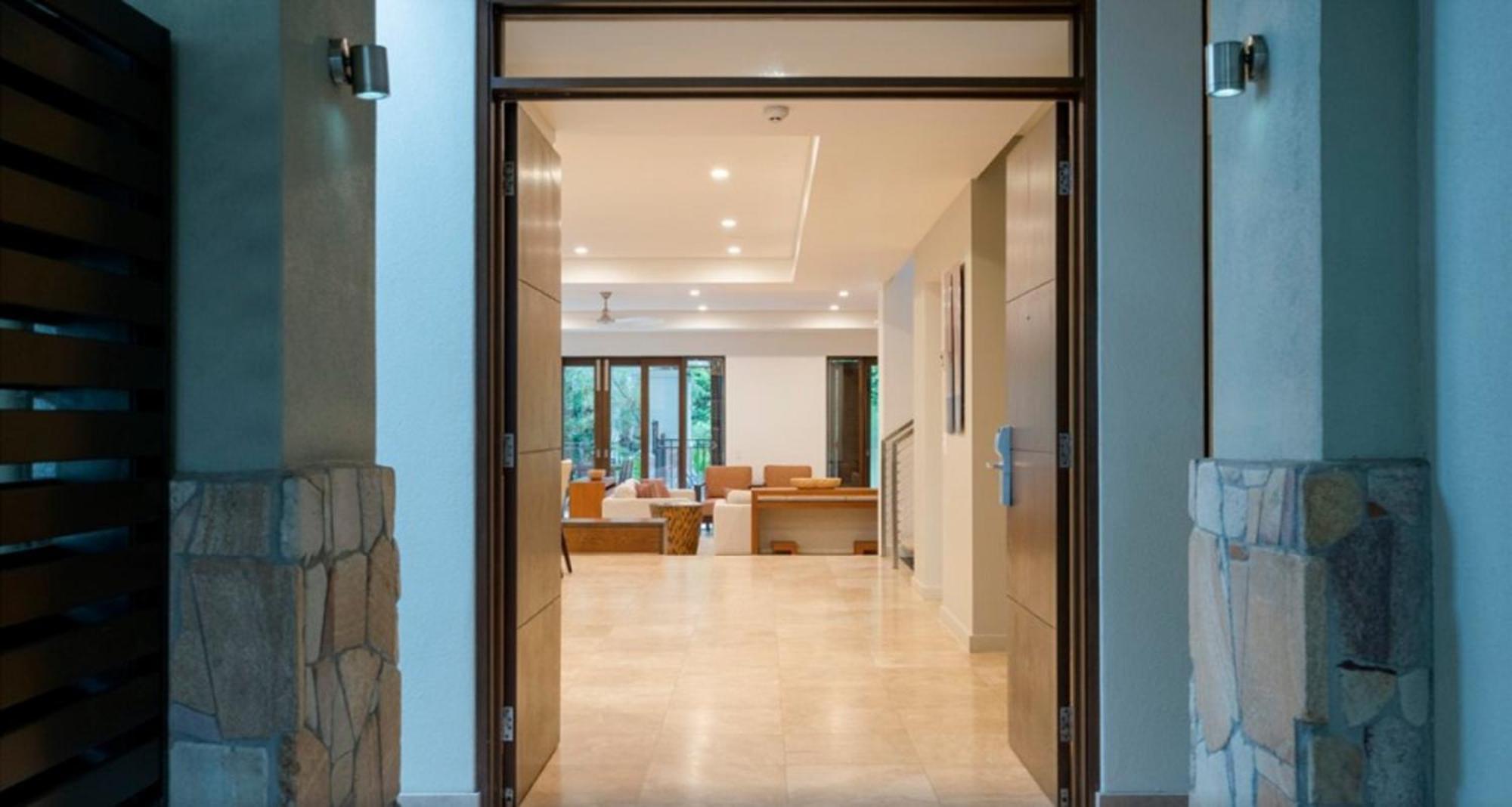 Luxury Apartments At Temple Resort And Spa Port Douglas Rom bilde