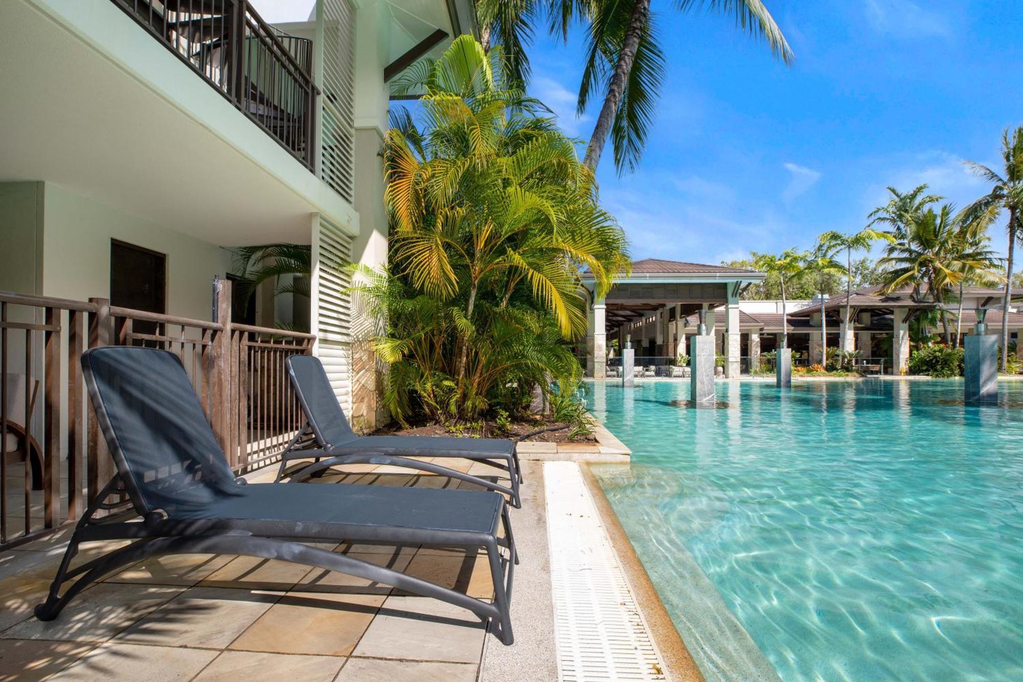 Luxury Apartments At Temple Resort And Spa Port Douglas Rom bilde