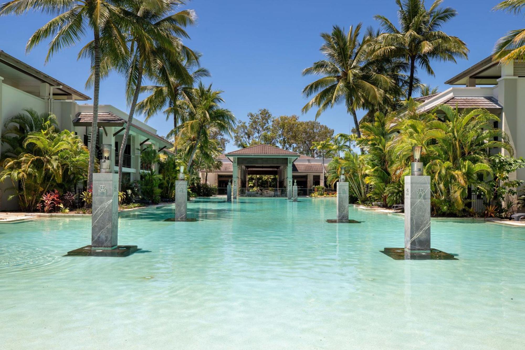 Luxury Apartments At Temple Resort And Spa Port Douglas Rom bilde